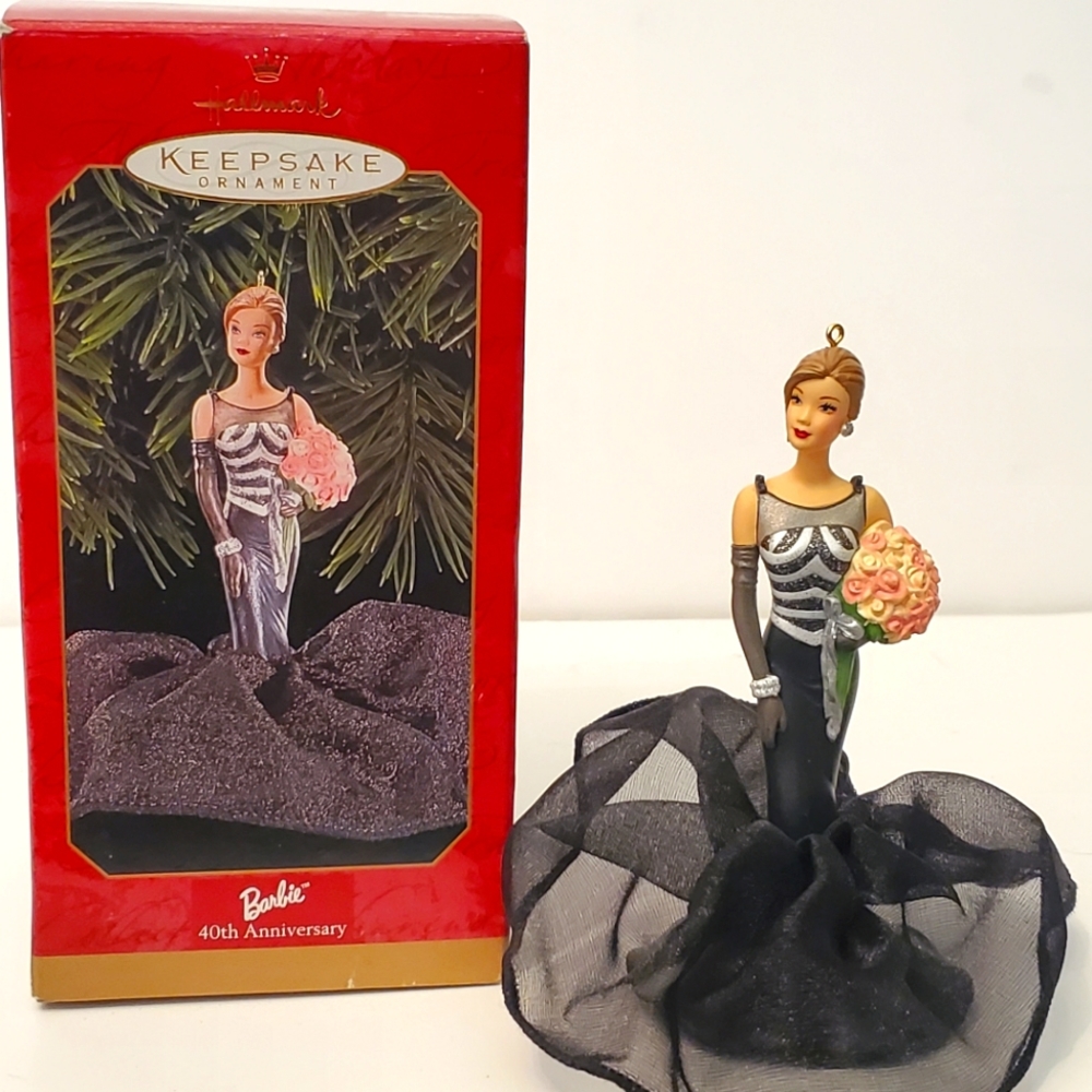 1999 Hallmark 40th Anniversary Commemorative Barbie Ornament Vintage Collectible